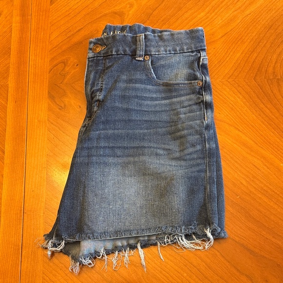 American Eagle Outfitters Denim - American Eagle - The Dream Short Curvy Midi High Rise Denim Shorts